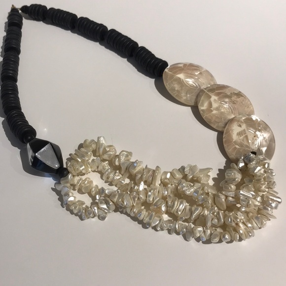 Jewelry - Picture 2 of 3